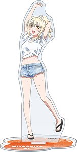 ラブライブ！虹ヶ咲学園スクールアイドル同好会 アクリルスタンド 宮下愛 (キャラクターグッズ)