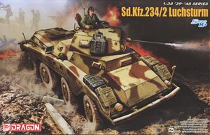 Sd.Kfz.234/2 Luchsturm w/Metal Car Width Pole/Metal Smoke Grenade Launcher & Smoke Grenades/ 3D Printed Muzzle Brake / Crew Figure (Plastic model)