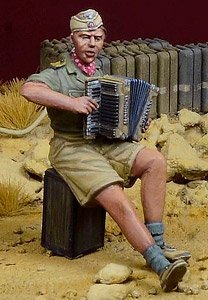WWII ドイツ アコーディオンを弾くDAK兵士 北アフリカ1941-43 (プラモデル)