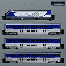 SC-44 Charger, Amtrak(R) Pacific Surfliner(R) Standard Four Car Set (Basic 4-Car Set) (Model Train)