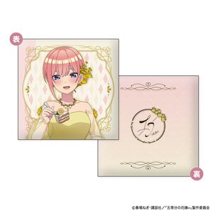 五等分の花嫁∽ スクエアミニクッション First Bite Ver. A：中野一花 (キャラクターグッズ)