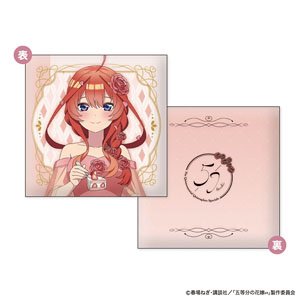 五等分の花嫁∽ スクエアミニクッション First Bite Ver. E：中野五月 (キャラクターグッズ)