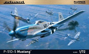 P-51D-5 マスタング プロフィパック (プラモデル)