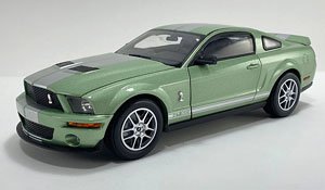フォード マスタング シェルビーGT500 2007年 ライムグリーン (ミニカー)