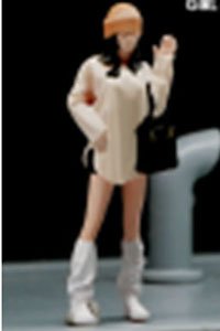 Loose Socks Girl - Beige (Diecast Car)