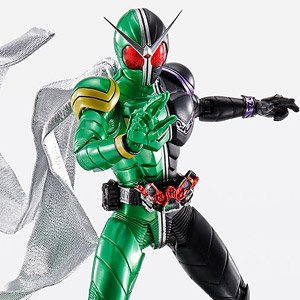 S.H.フィギュアーツ(真骨彫製法) 仮面ライダーW サイクロンジョーカー 風都探偵アニメ化記念 (完成品)