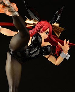 エルザ・スカーレット ハイキックver.黒兎 (フィギュア)