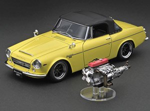 DATSUN Fairlady 2000 (SR311) Yellow With Engine ※U20型エンジン付属 (ミニカー)