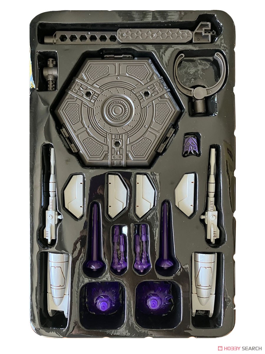 Transformers Starscream (Plastic model) 中身2