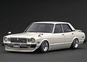 Toyota MarkII Sedan Grande (MX41) White (ミニカー)