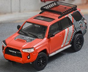 トヨタ 4 Runner TRD Pro 2022 (LHD) オレンジ (ミニカー)