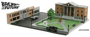 Back to the Future Hill Valley Couthouse Diorama (Diecast Car)