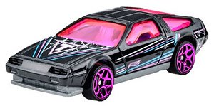 Hot Wheels Basic Cars DMC Delorean (Diecast Car)