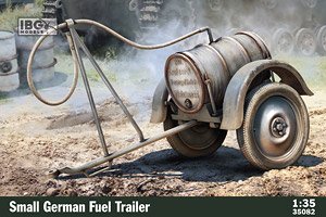 Small German Fuel Trailer (Plastic model)
