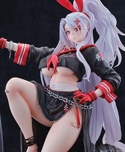 Azur Lane Prinz Heinrich: Secret Boss o` the Underworld? (PVC Figure)