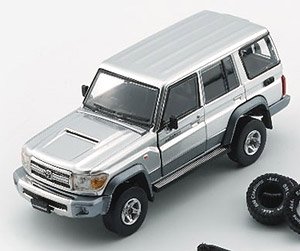 Toyota Land Cruiser LC76 Silver LHD (Diecast Car)
