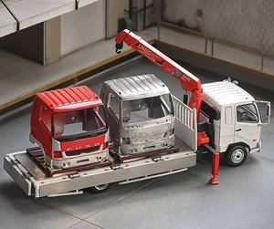 Mitsubishi Fuso Fighter (1024) Crane Trucke White w/Scrap Tractor Cab