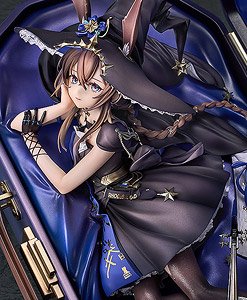 Amiya: Solo Around The World Ver. (PVC Figure)