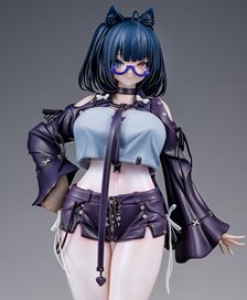 Kurochako is Having Trouble Choosing Stockings in the Fitting Room. w/Bonus Item (PVC Figure)