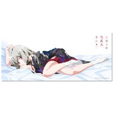 となりの吸血鬼さん 【描き下ろし】スポーツタオル ソフィー(着物)寝そべり (キャラクターグッズ)