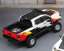 トヨタ TACOMA TRD Pro 2022- (LHD) - ホワイト/TRD Art Pattern (ミニカー)