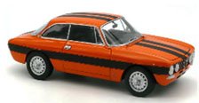 アルファロメオ 2000 GTV 1973 オレンジ (ミニカー)