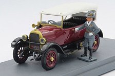 フィアット501 フィウーメ 1919 ガブリエーレ・ダンヌンツィオ フィギュア付 (ミニカー)