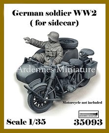 German Soldier on sidecar WW2 (for Italeri) (Plastic model)