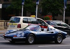 Ferrari Dino 246 GTS 1972 Blu Sera - Grey interior ケース付 (ミニカー)