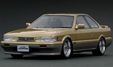 Nissan Leopard Ultima V30 TWINCAM TURBO (F31) Gold/Silver (ミニカー)