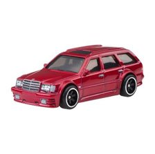Hot Wheels Car Culture Fast Wagon Mercedes-Benz E 36 AMG (Diecast Car)