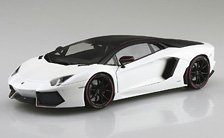 `14 Lamborghini Aventador Pirelli Edition (Model Car)