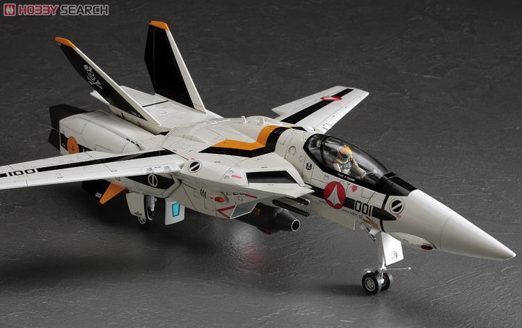VF-1S/A Valkyrie `Skull Squad` (Plastic model) Item picture1