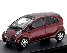MITSUBISHI i T (2010) ラズベリーレッドパール (ミニカー)