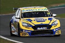 NAPA Racing UK No.32 Ford Focus BTCC - Snetterton Race 2 Winner 2025 Daniel Rowbottom (Diecast Car)
