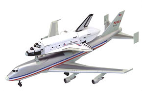 Space Shuttle & 747 (Plastic model)