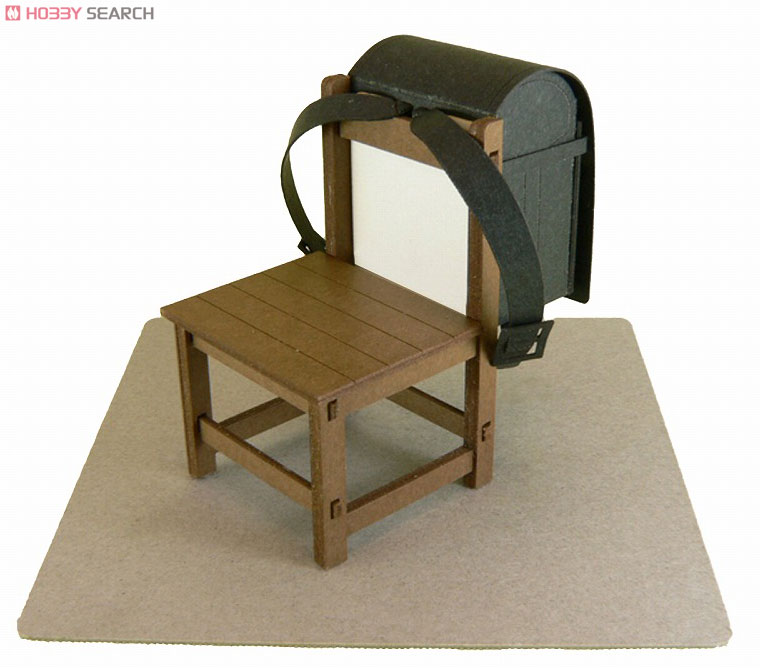 [みにちゅあーと] みにちゅあーとプチ 椅子とランドセル (黒) (組み立てキット) (鉄道模型) 商品画像1