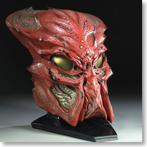 Predators / Ceremonial Predator Mask Prop Replica
