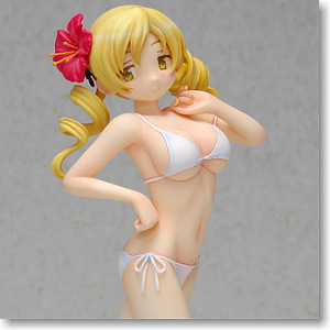 巴マミ BEACH QUEENS版 (フィギュア)