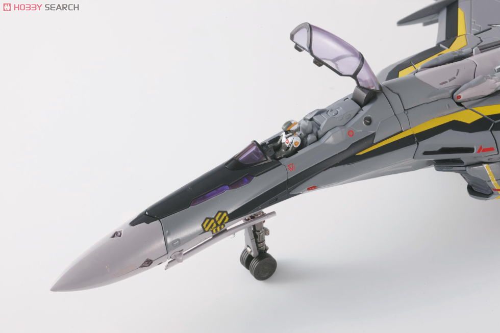 DX超合金 VF-25S メサイアバルキリー (オズマ・リー機) リニューアルVer. (完成品) 商品画像11