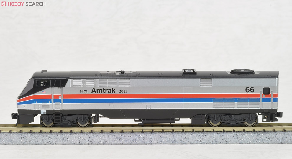 GE P42 `Genesis` Amtrak 40th Anniversary Phase II (40周年記念塗装・銀/赤/青/No.66) ★外国形モデル (鉄道模型) 商品画像1