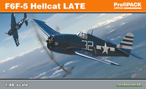 F6F-5 後期型 ヘルキャット プロフィパック (プラモデル)