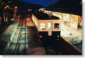 (N) 日本の名駅シリーズ : 上田交通(上田電鉄) 別所温泉駅リニューアル ペーパーキット (塗装済み完成品) (鉄道模型)