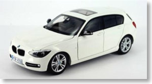 BMW 1シリーズ ミネラルホワイト (左ハンドル)  (ミニカー)