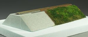 TM-02 N/HO Embankment Sloping Parts for Straight Track (H50mm x W50mm x L300mm) (2pcs.) (Model Train)