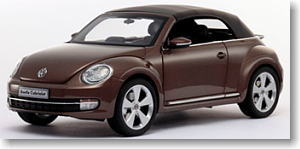 Volkswagen The Beetle コンバーチブル 2013 (トッフィー ブラウンメタリック) (ミニカー)