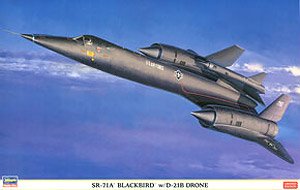 SR-71A ブラックバード w/D-21B ドローン (プラモデル)