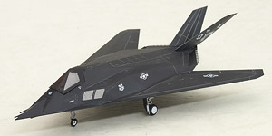 アメリカ空軍 F-117A `ナイトホーク` 第37戦術戦闘航空団 1988年11月 (完成品飛行機)