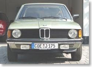 BMW 318 (E21) (メタリックライトグリーン) (ミニカー)