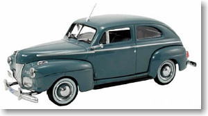 1941 Ford Super Deluxe (Florentine Blue) (ミニカー)